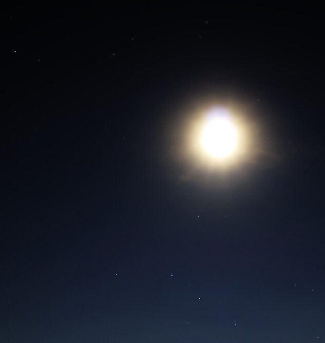 night, stars, moon-913046.jpg